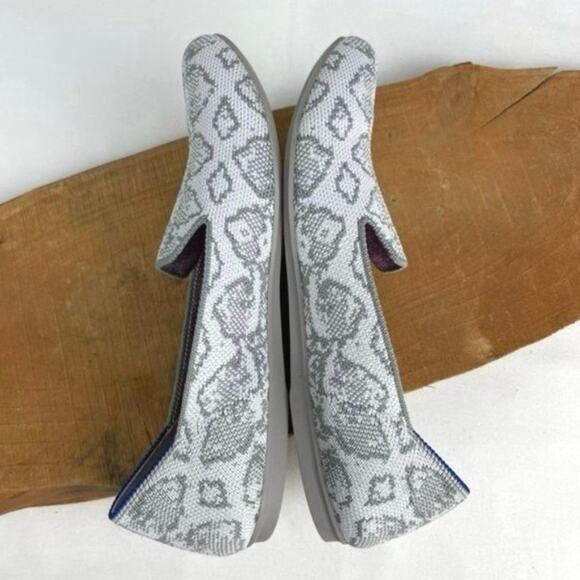 Rothy's The Loafer Ivory Grey Snake NYE Secret Release Limited Edition Flats 6 - Picture 3 of 15